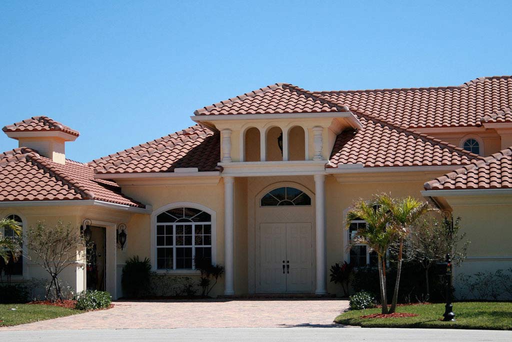 Bella Canyon Clay No Antique Sealed Smooth Tile Roof