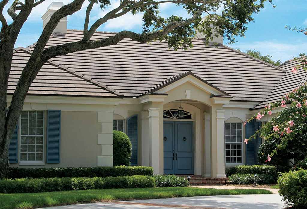 Plantation Broom Swept Tile Roof